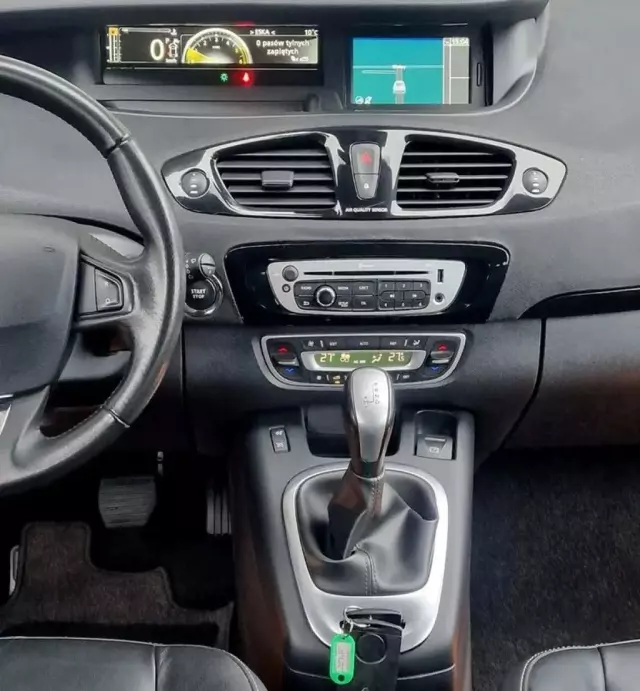 RENAULT Grand Scenic 