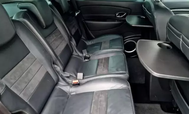 RENAULT Grand Scenic 