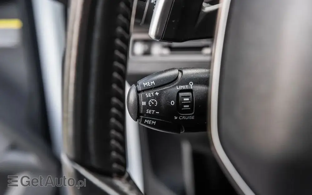 PEUGEOT 5008 1.5 BlueHDi Allure S&S EAT8