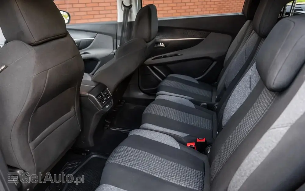 PEUGEOT 5008 1.5 BlueHDi Allure S&S EAT8