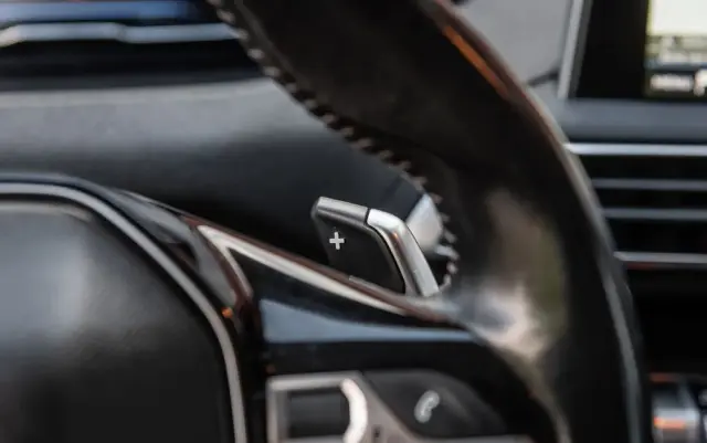 PEUGEOT 5008 1.5 BlueHDi Allure S&S EAT8