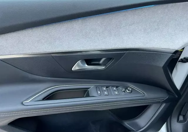 PEUGEOT 3008 1.2 PureTech GT S&S EAT8