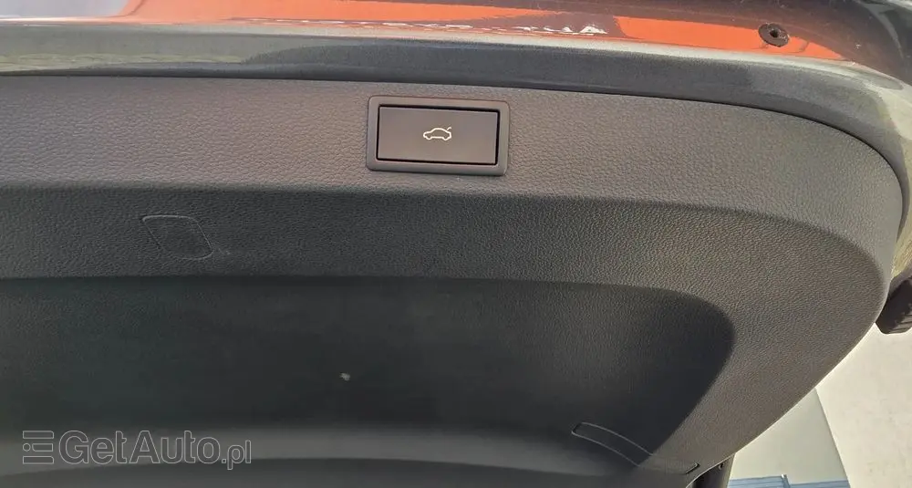 SKODA Karoq 2.0 TDI SCR 4x4 Style DSG