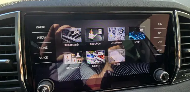 SKODA Karoq 2.0 TDI SCR 4x4 Style DSG