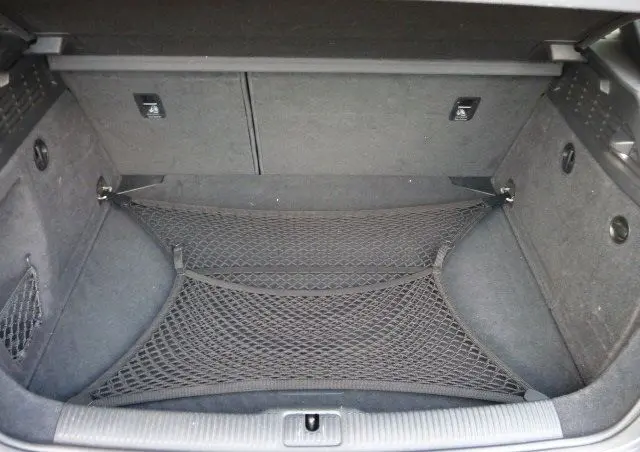 AUDI A3 3-drzwiowe 1.6 TDI clean diesel Attraction S tronic