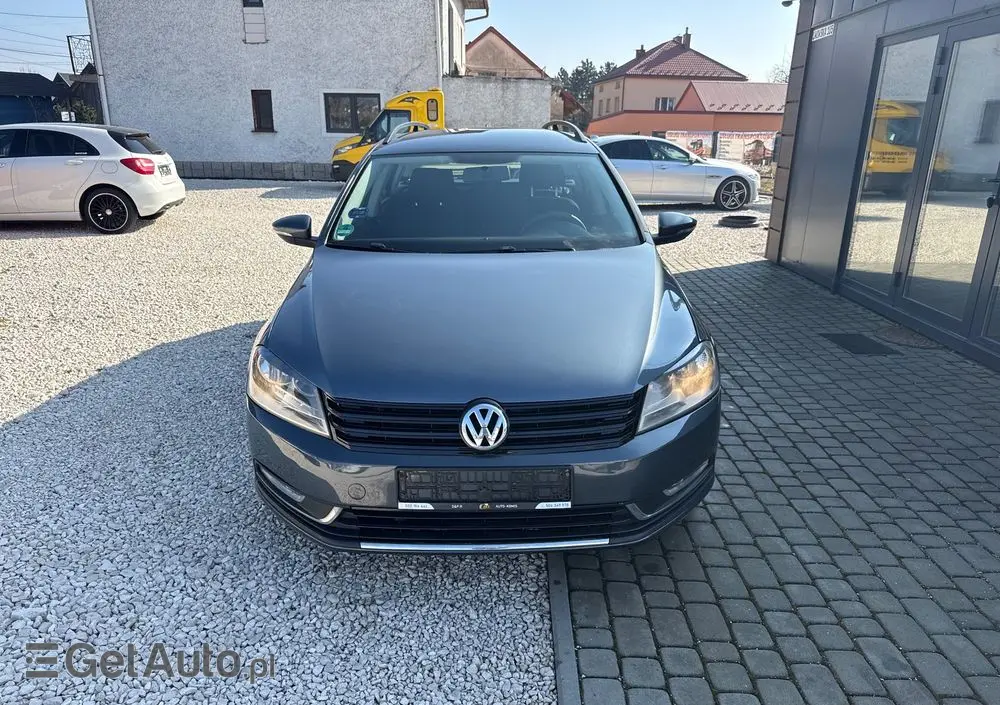 VOLKSWAGEN Passat Variant 