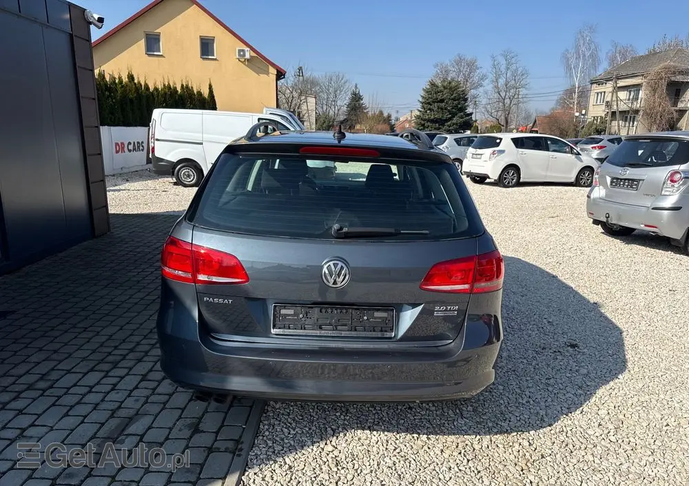 VOLKSWAGEN Passat Variant 