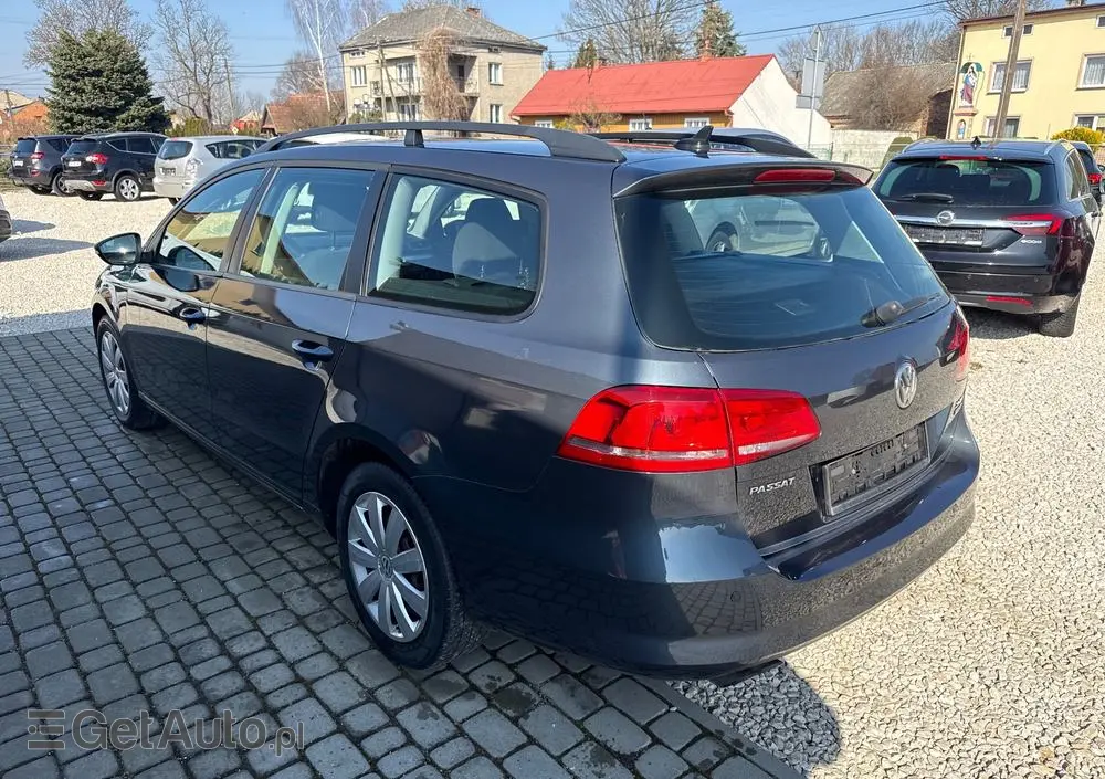 VOLKSWAGEN Passat Variant 