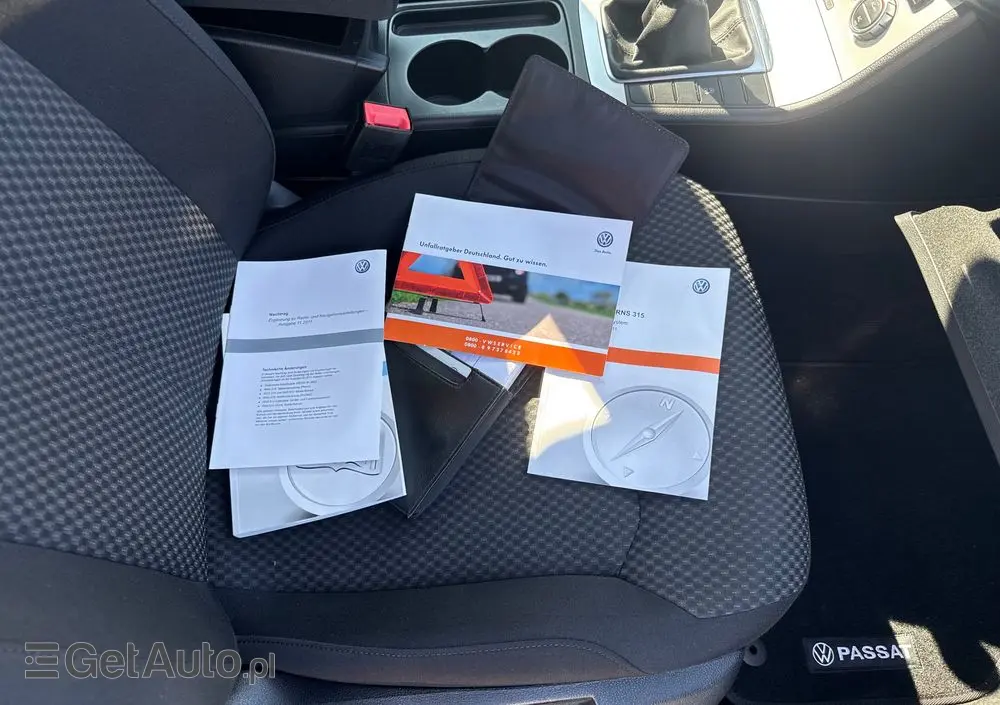 VOLKSWAGEN Passat Variant 