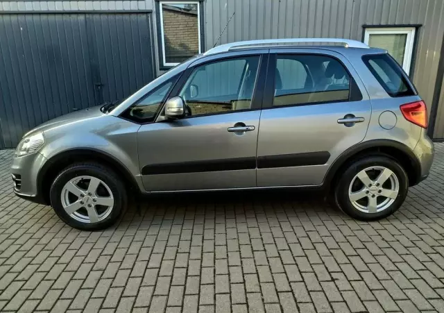 SUZUKI SX4 1.6 Premium 4WD