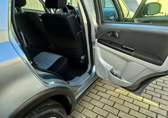 SUZUKI SX4 1.6 Premium 4WD