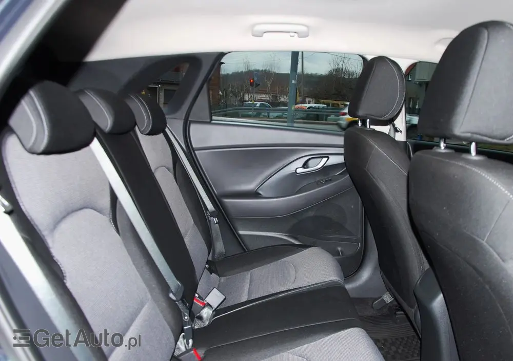 HYUNDAI I30 1.5 DPI Modern