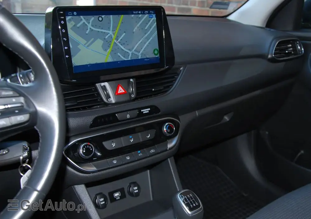 HYUNDAI I30 1.5 DPI Modern