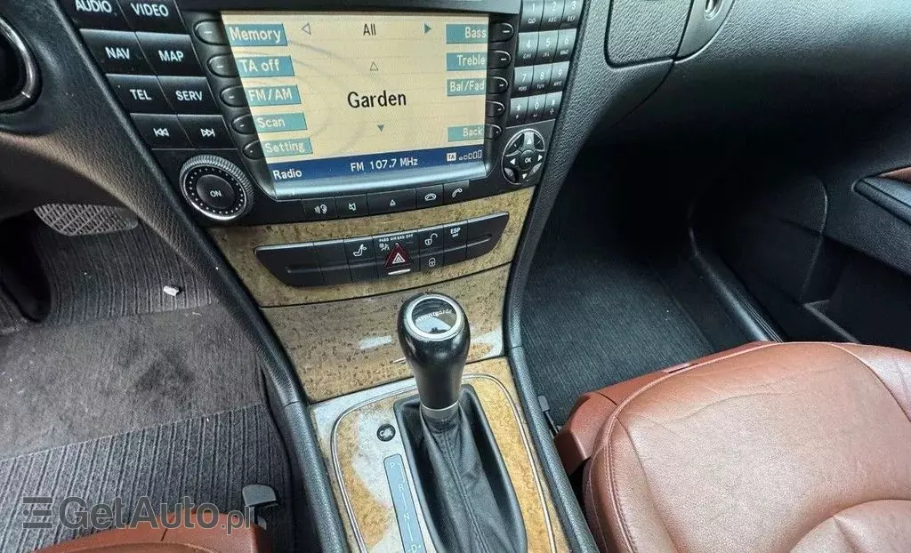 MERCEDES-BENZ Klasa E 