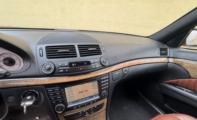 MERCEDES-BENZ Klasa E 