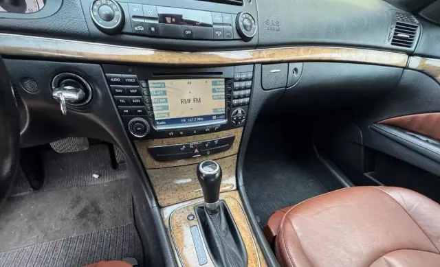 MERCEDES-BENZ Klasa E 