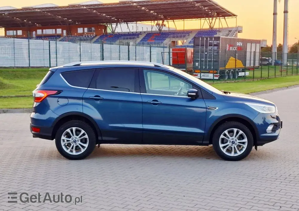 FORD Kuga 1.5 EcoBoost FWD Titanium ASS MMT6