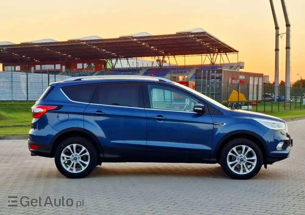 FORD Kuga 1.5 EcoBoost FWD Titanium ASS MMT6