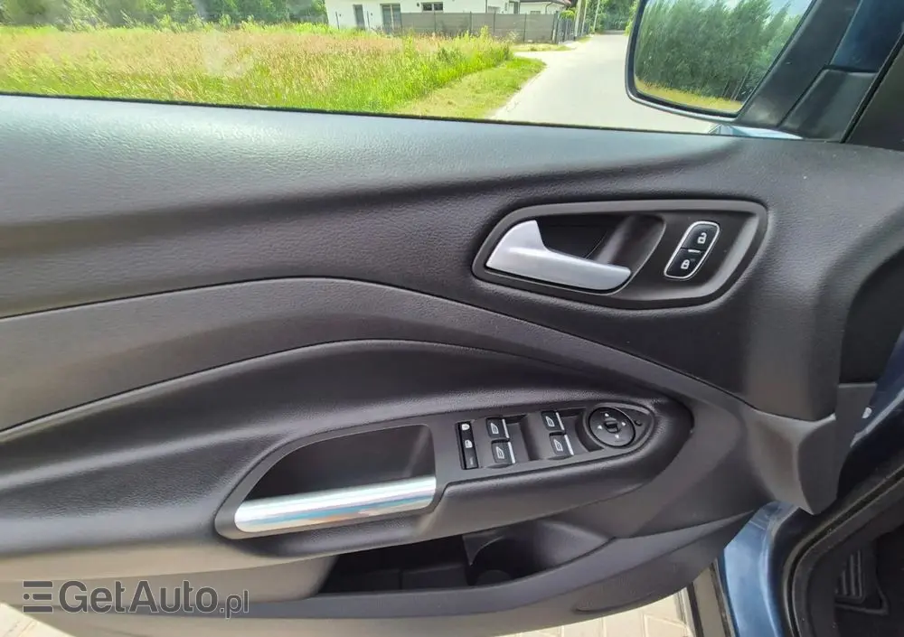 FORD Kuga 1.5 EcoBoost FWD Titanium ASS MMT6