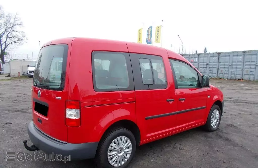 VOLKSWAGEN Caddy 