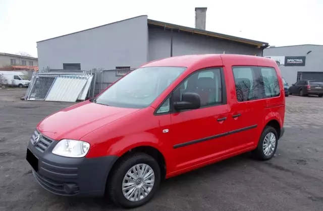 VOLKSWAGEN Caddy 