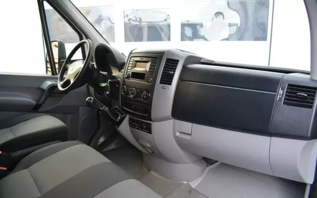 VOLKSWAGEN CRAFTER DOKA BLIŹNIAKI 