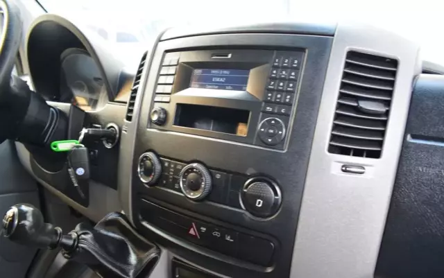 VOLKSWAGEN CRAFTER DOKA BLIŹNIAKI 