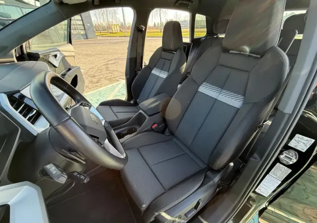 AUDI Q4 e-tron 50 quattro