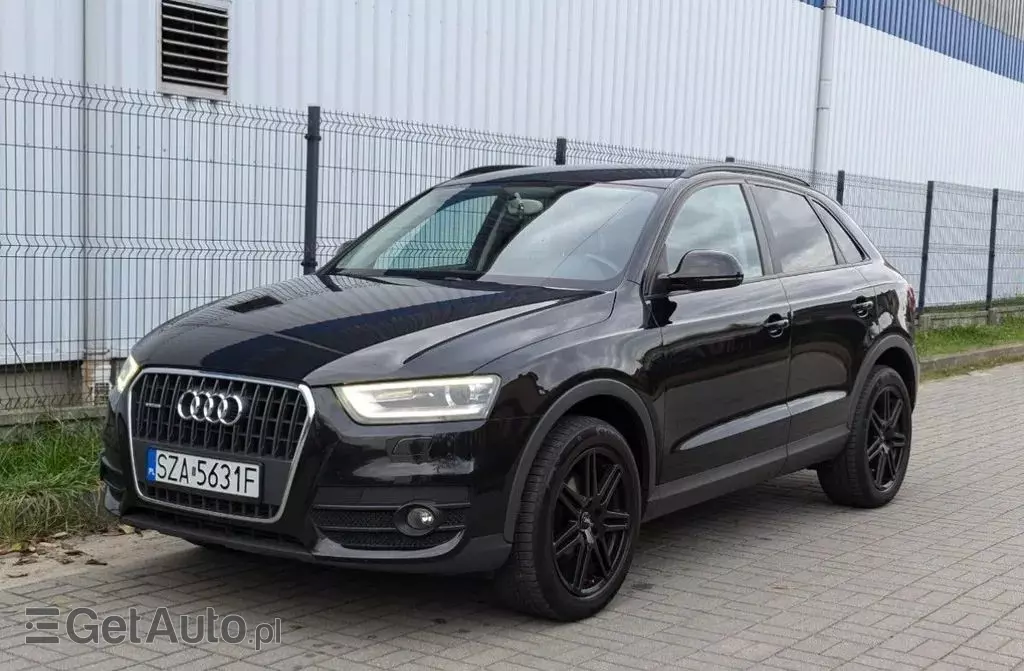 AUDI Q3 