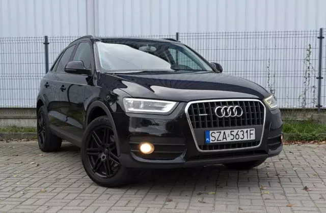 AUDI Q3 