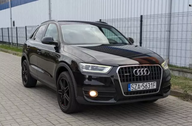 AUDI Q3 