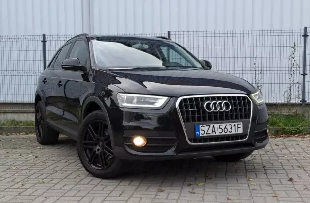 AUDI Q3 