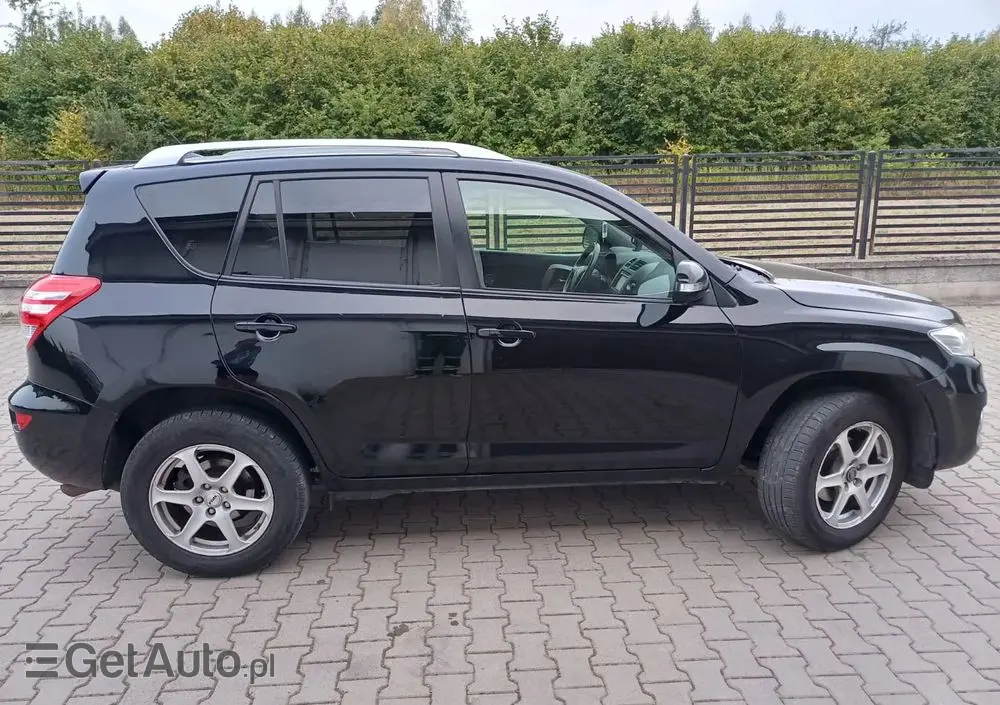 TOYOTA RAV4 2.2 D-CAT 4x4 Executive