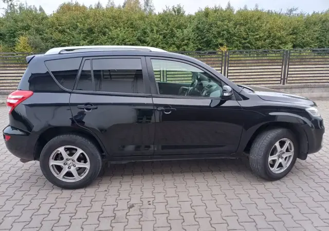 TOYOTA RAV4 2.2 D-CAT 4x4 Executive