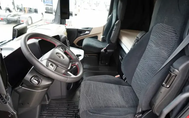 MERCEDES-BENZ ACTROS 1845 / MP5 / BIG SPACE / PO KONTRAKCIE SERWISOWYM / 2020 ROK 