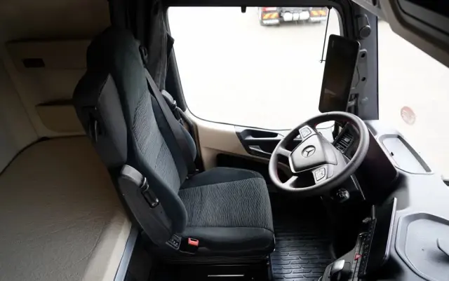 MERCEDES-BENZ ACTROS 1845 / MP5 / BIG SPACE / PO KONTRAKCIE SERWISOWYM / 2020 ROK 