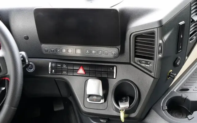 MERCEDES-BENZ ACTROS 1845 / MP5 / BIG SPACE / PO KONTRAKCIE SERWISOWYM / 2020 ROK 