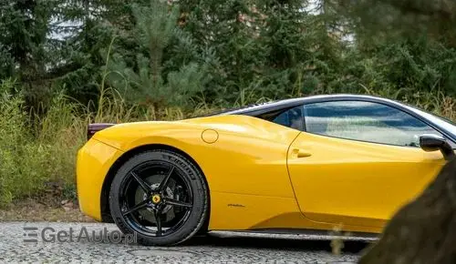 FERRARI 458 