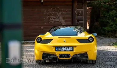 FERRARI 458 
