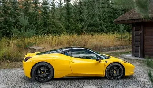 FERRARI 458 