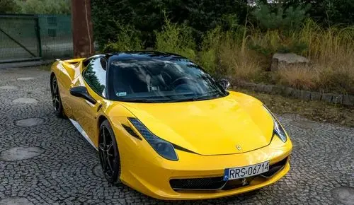 FERRARI 458 