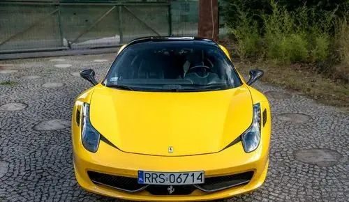 FERRARI 458 