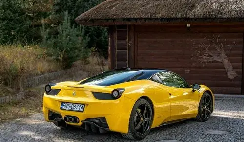FERRARI 458 