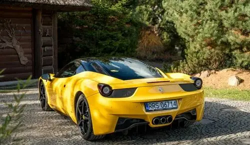 FERRARI 458 