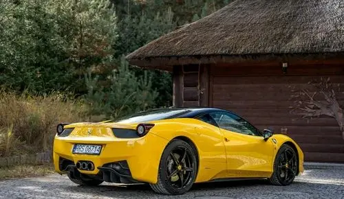 FERRARI 458 