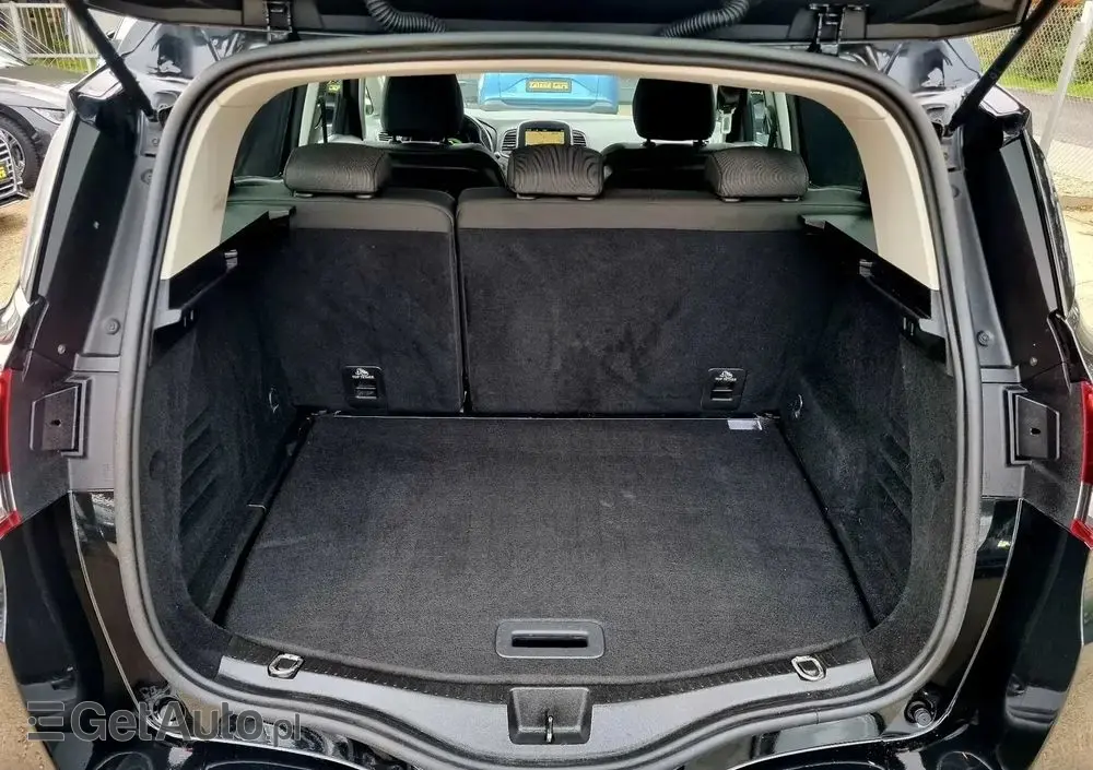 RENAULT Scenic ENERGY TCe 130 INTENS