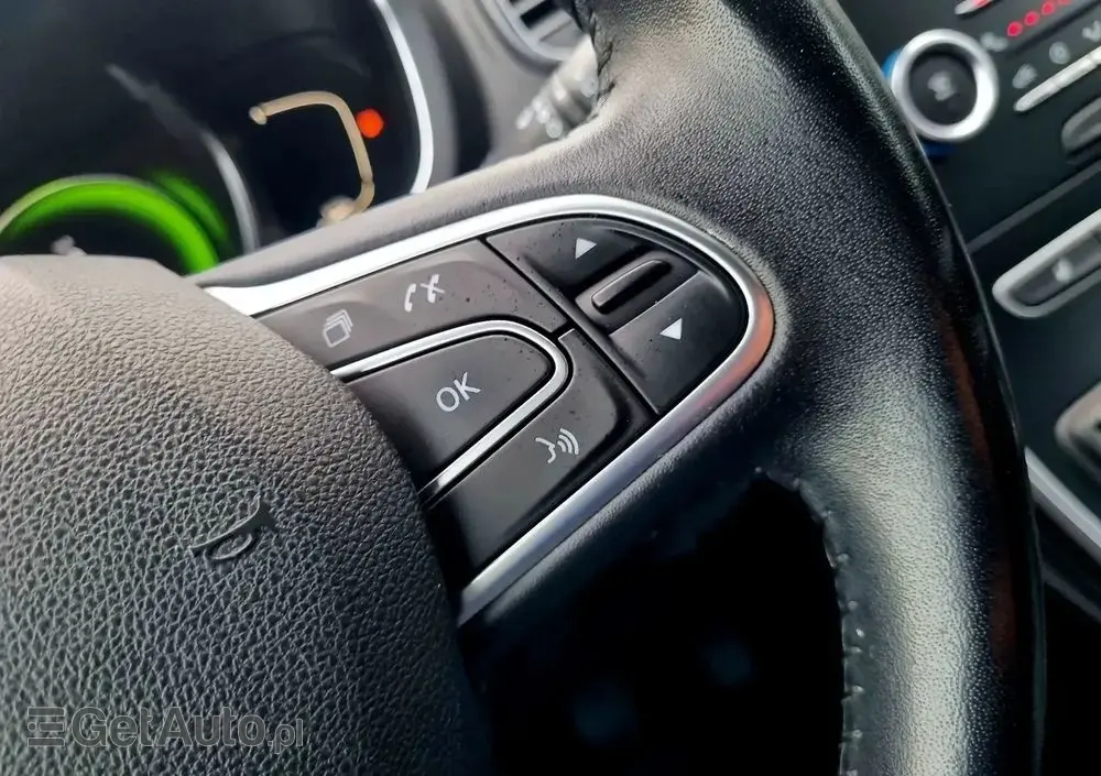 RENAULT Scenic ENERGY TCe 130 INTENS