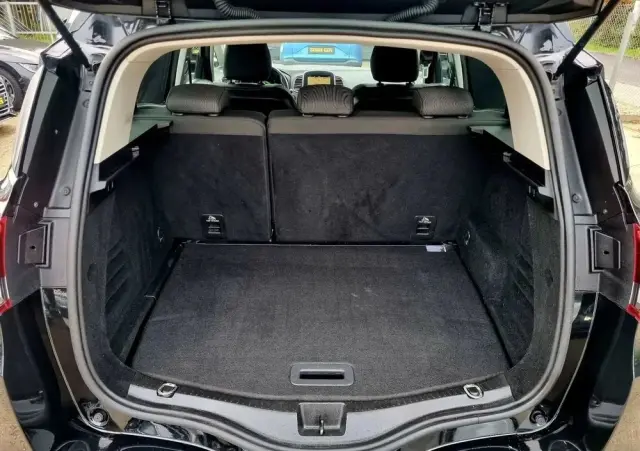 RENAULT Scenic ENERGY TCe 130 INTENS