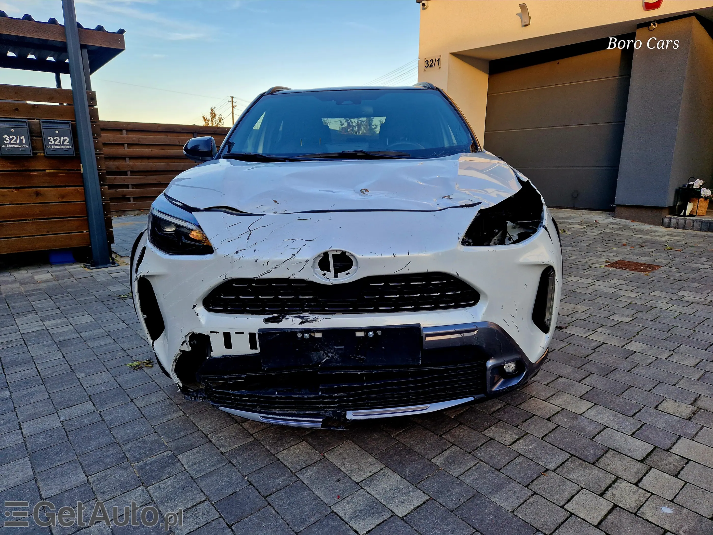 TOYOTA Yaris Cross Executive e-CVT