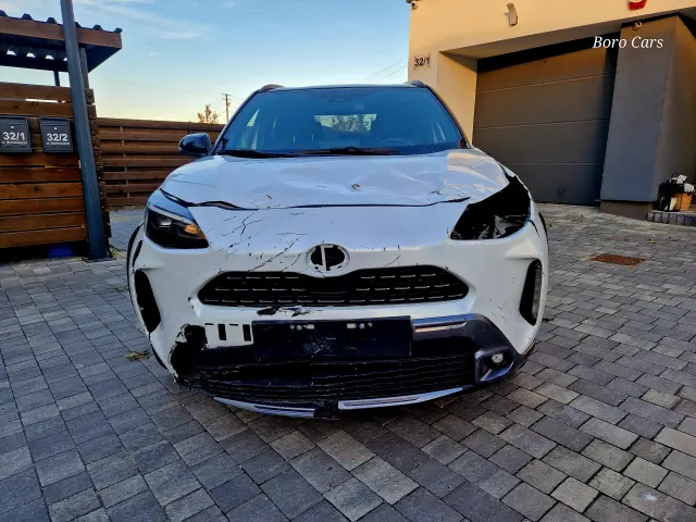 TOYOTA Yaris Cross Executive e-CVT